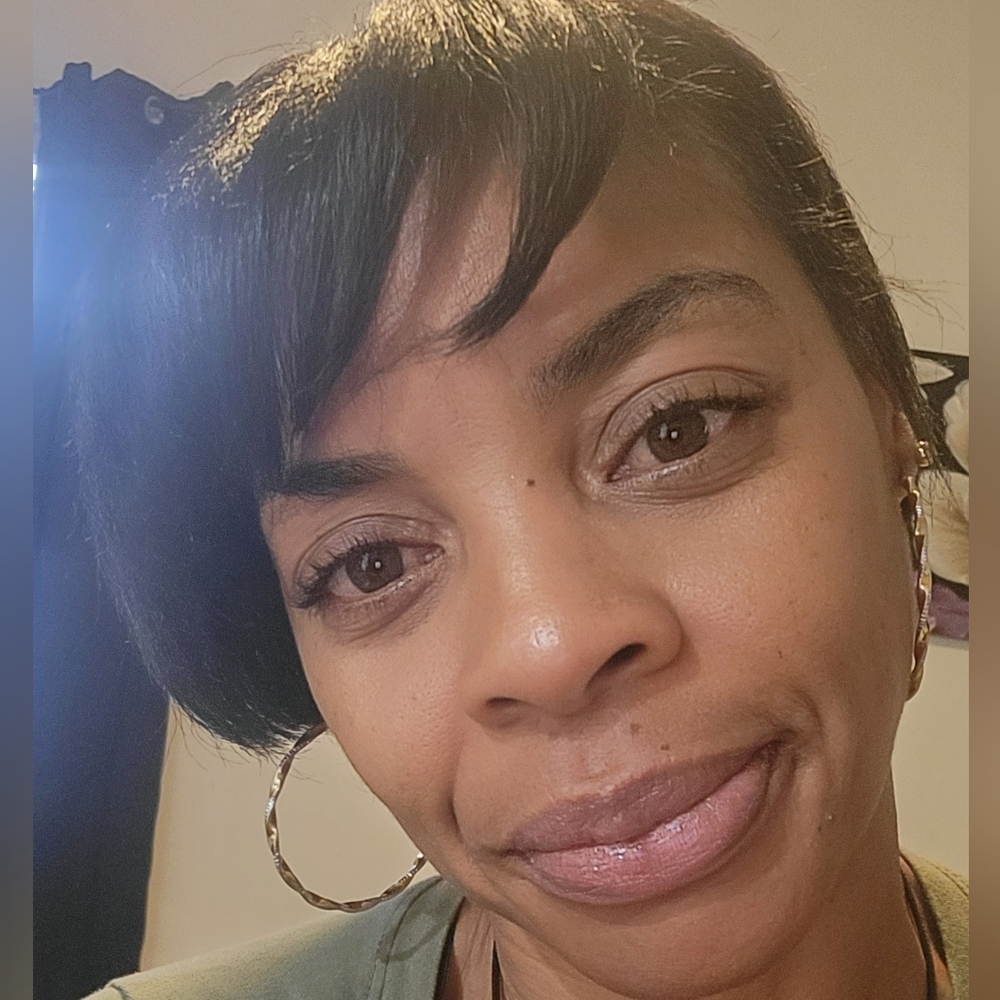 Meet your Posher, Ronita